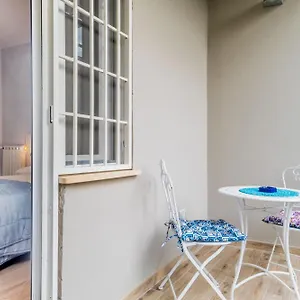 https://casacasusuites.it-romehotels.com